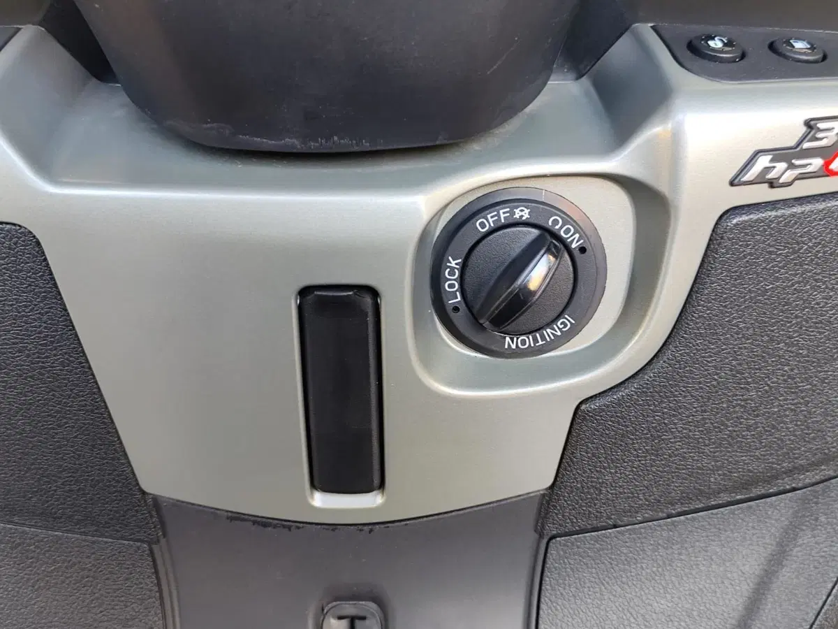 Piaggio MP3 310 (2025 - 26) (18)