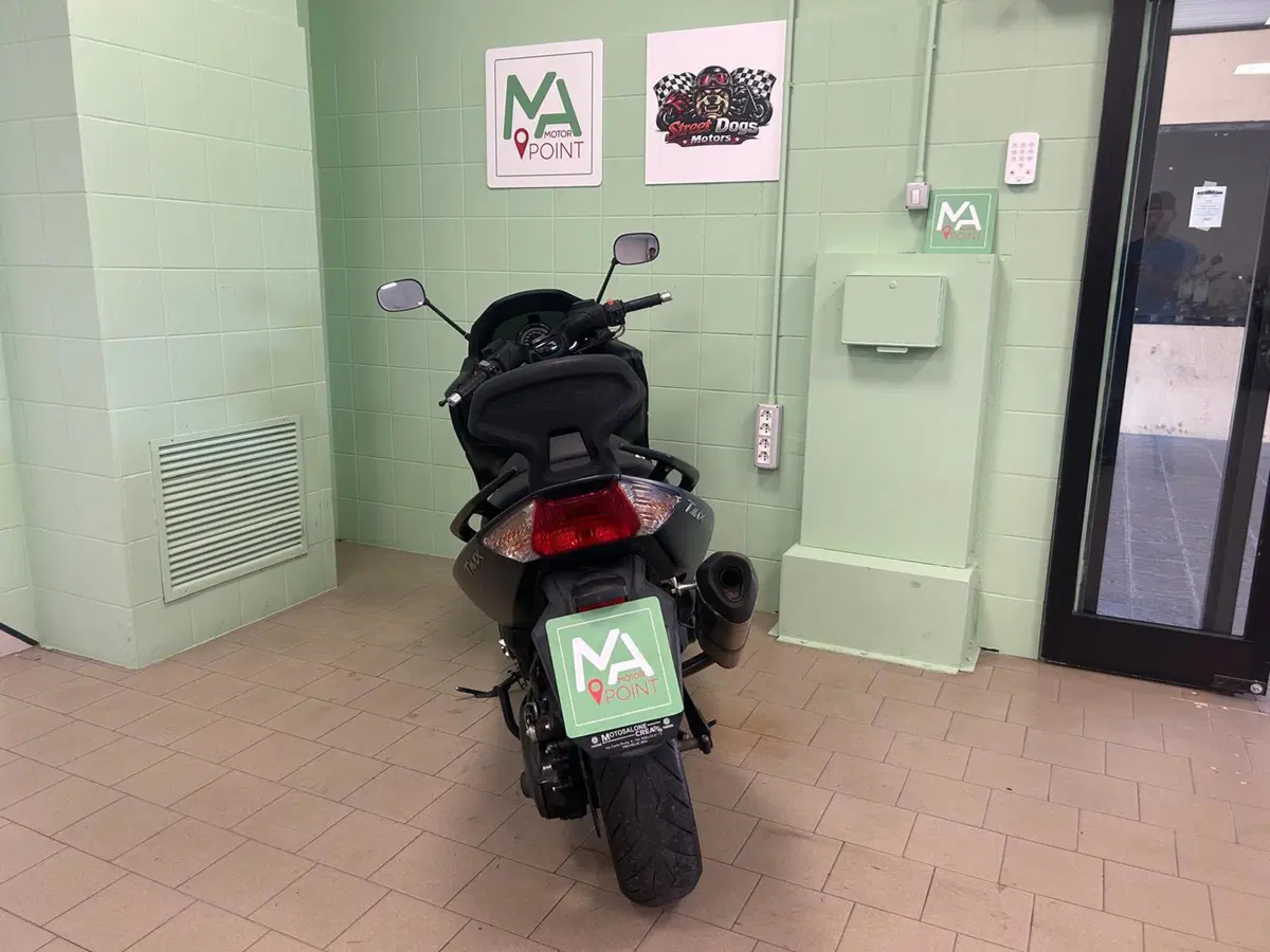 Yamaha T-Max 500 (2008 - 12) (4)