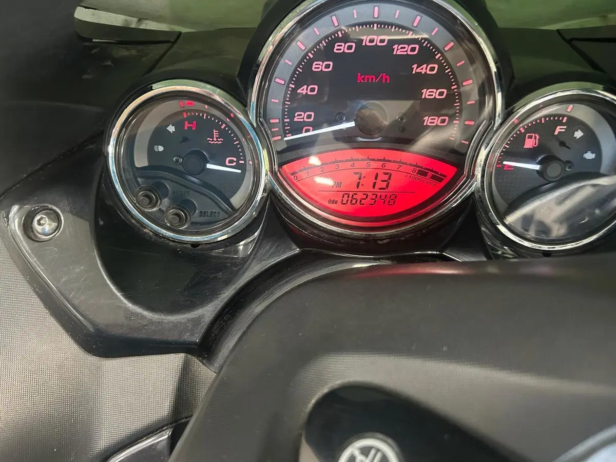 Yamaha T-Max 500 (2008 - 12) (5)