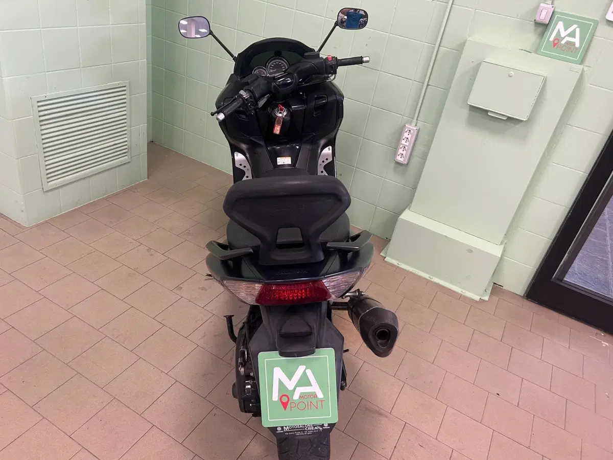 Yamaha T-Max 500 (2008 - 12) (9)