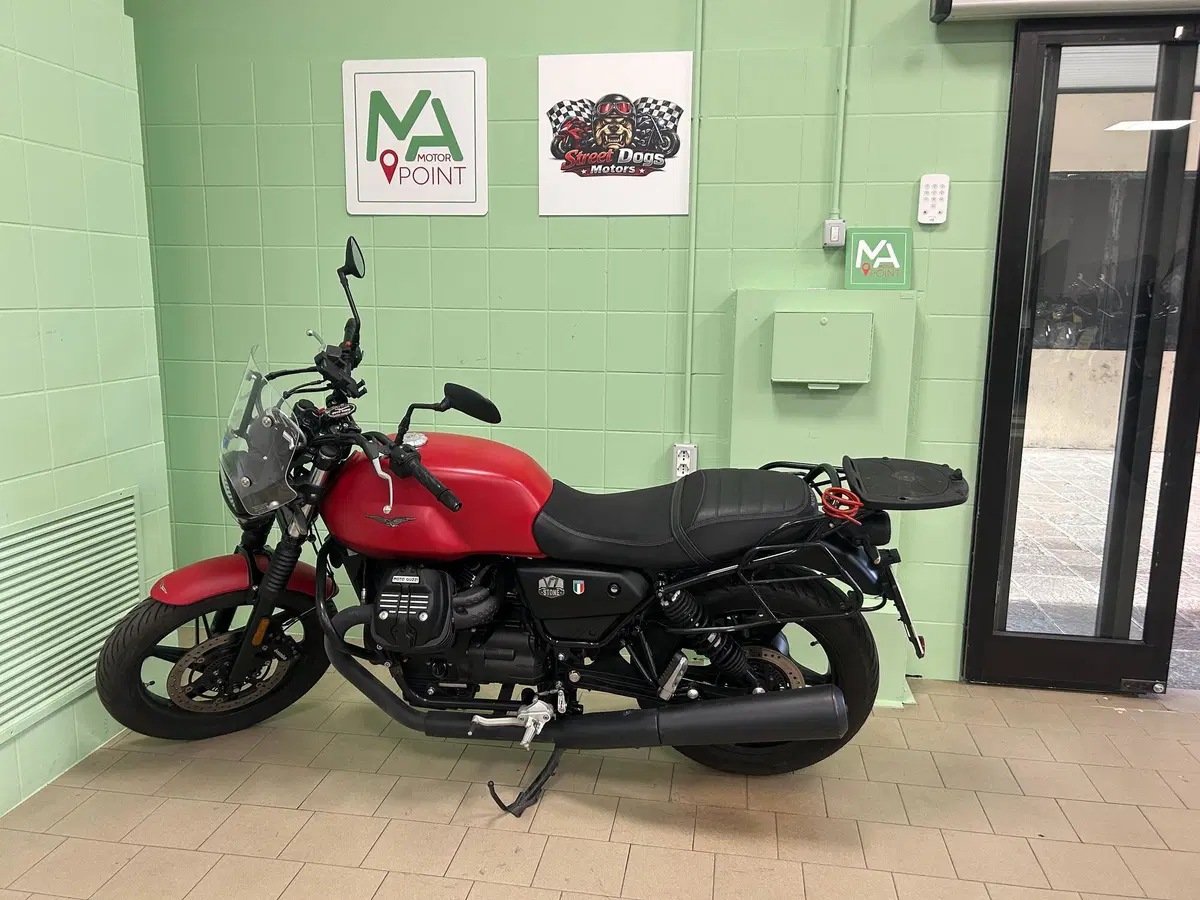Moto Guzzi V7 850 Stone Special Abs (2021) (2)
