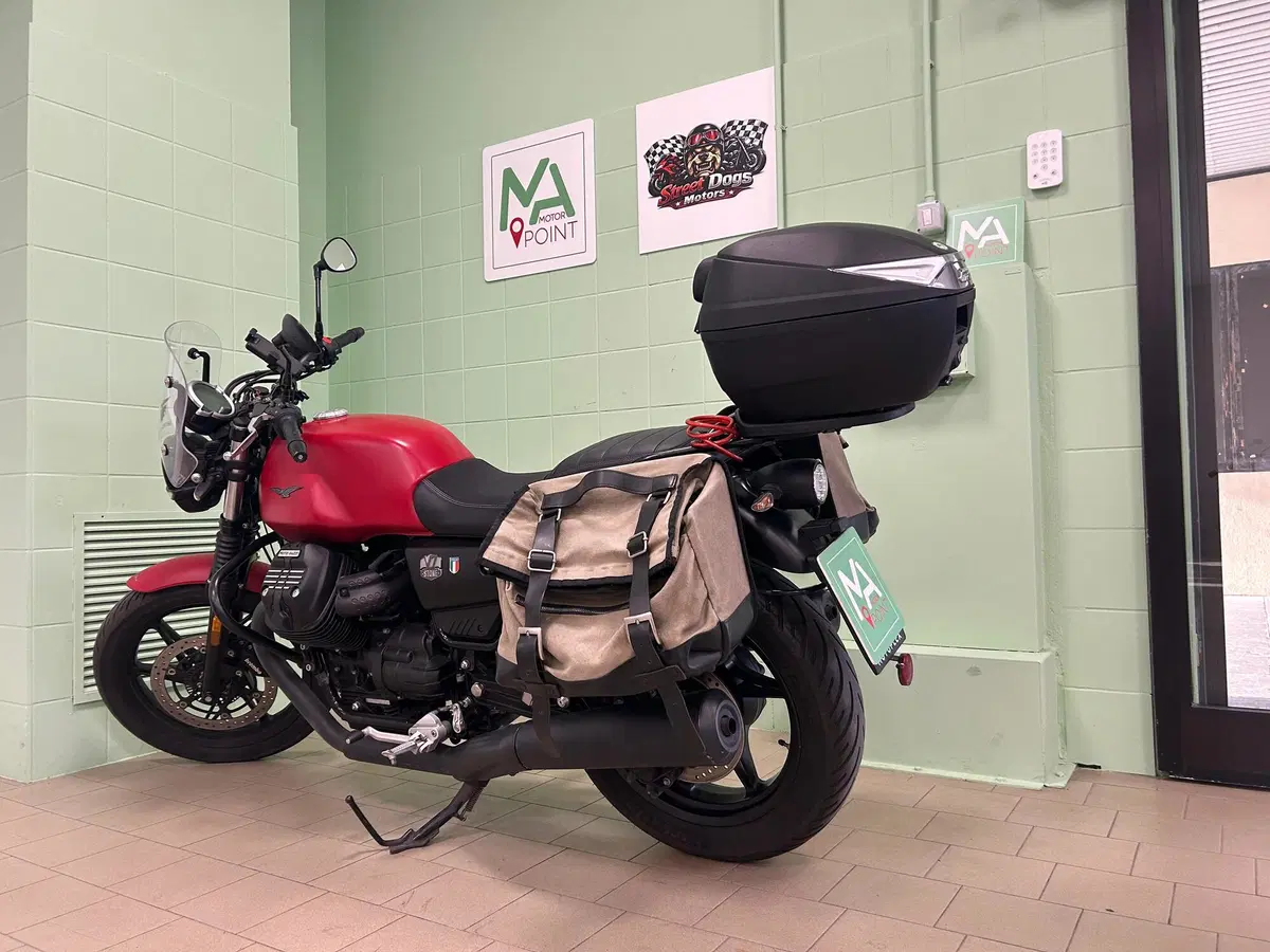 Moto Guzzi V7 850 Stone Special Abs (2021) (7)