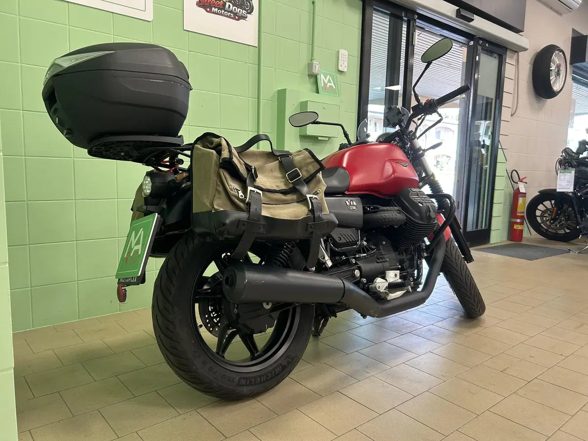 Moto Guzzi V7 850 Stone Special Abs (2021) (17)
