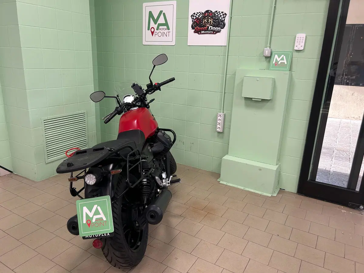 Moto Guzzi V7 850 Stone Special Abs (2021) (20)