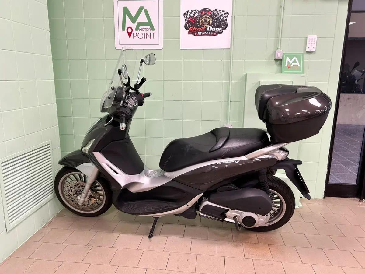 Piaggio Beverly 300 i.e. (2010 - 16) (2)