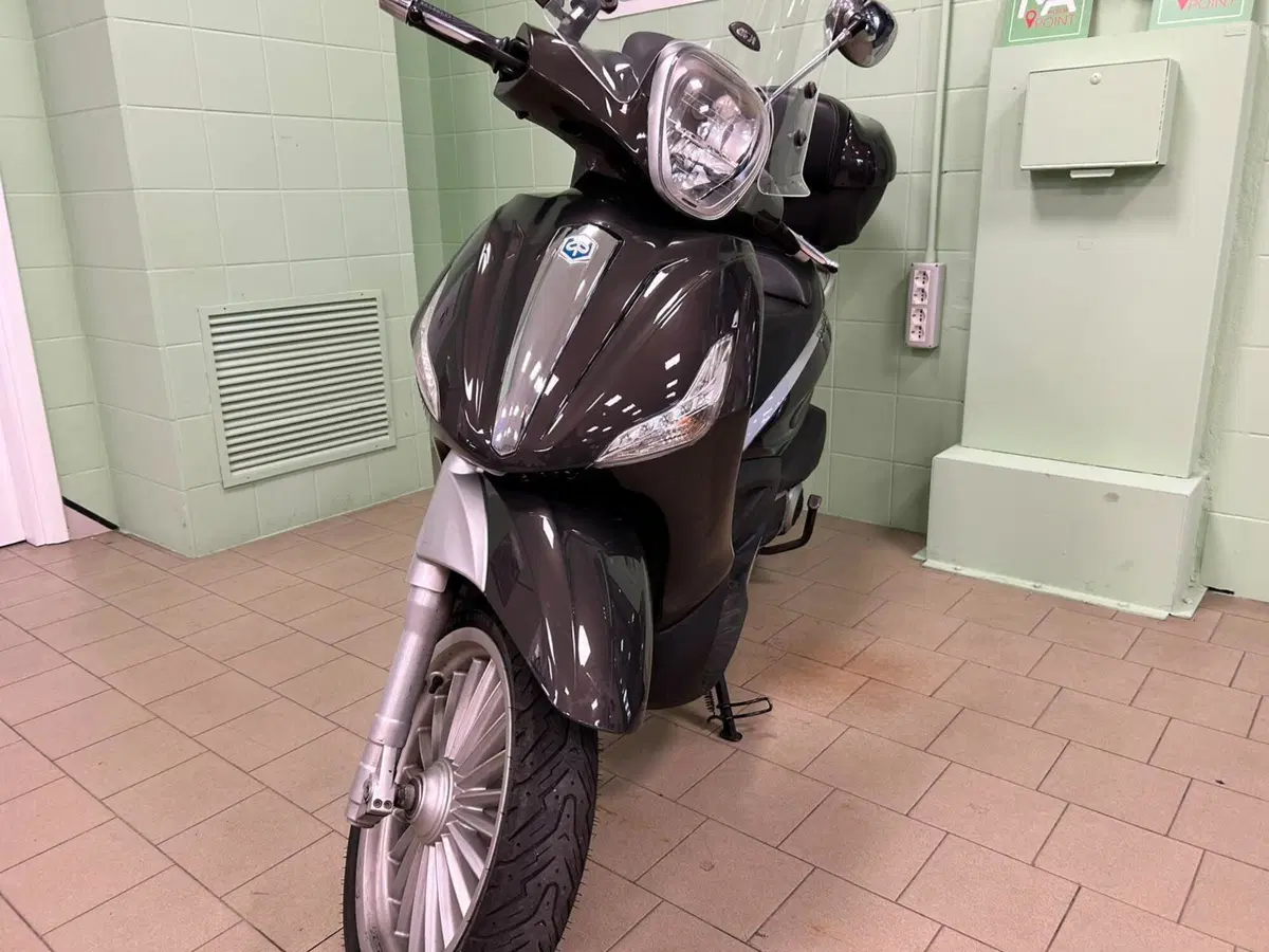 Piaggio Beverly 300 i.e. (2010 - 16) (10)