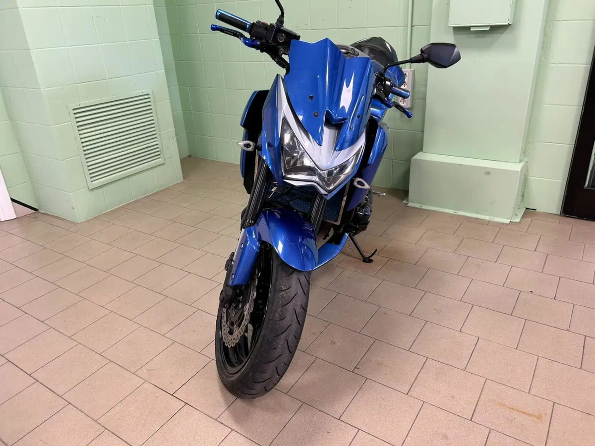 Kawasaki Z 800 ABS (2012 - 16) (3)