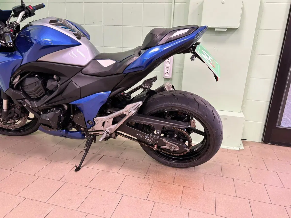Kawasaki Z 800 ABS (2012 - 16) (6)