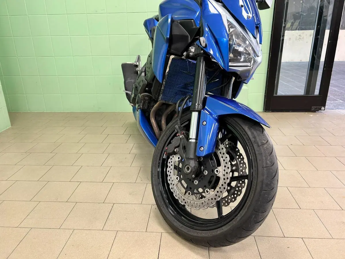 Kawasaki Z 800 ABS (2012 - 16) (11)