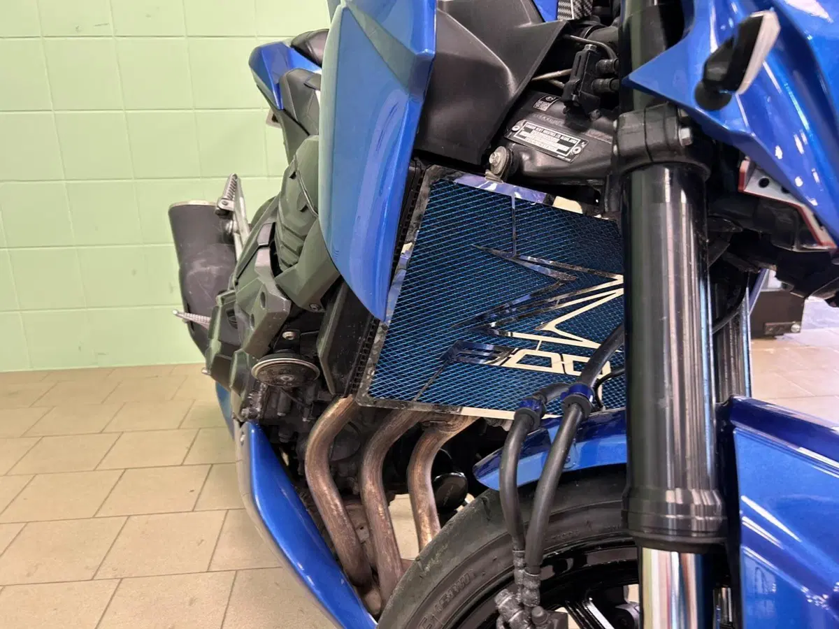 Kawasaki Z 800 ABS (2012 - 16) (12)