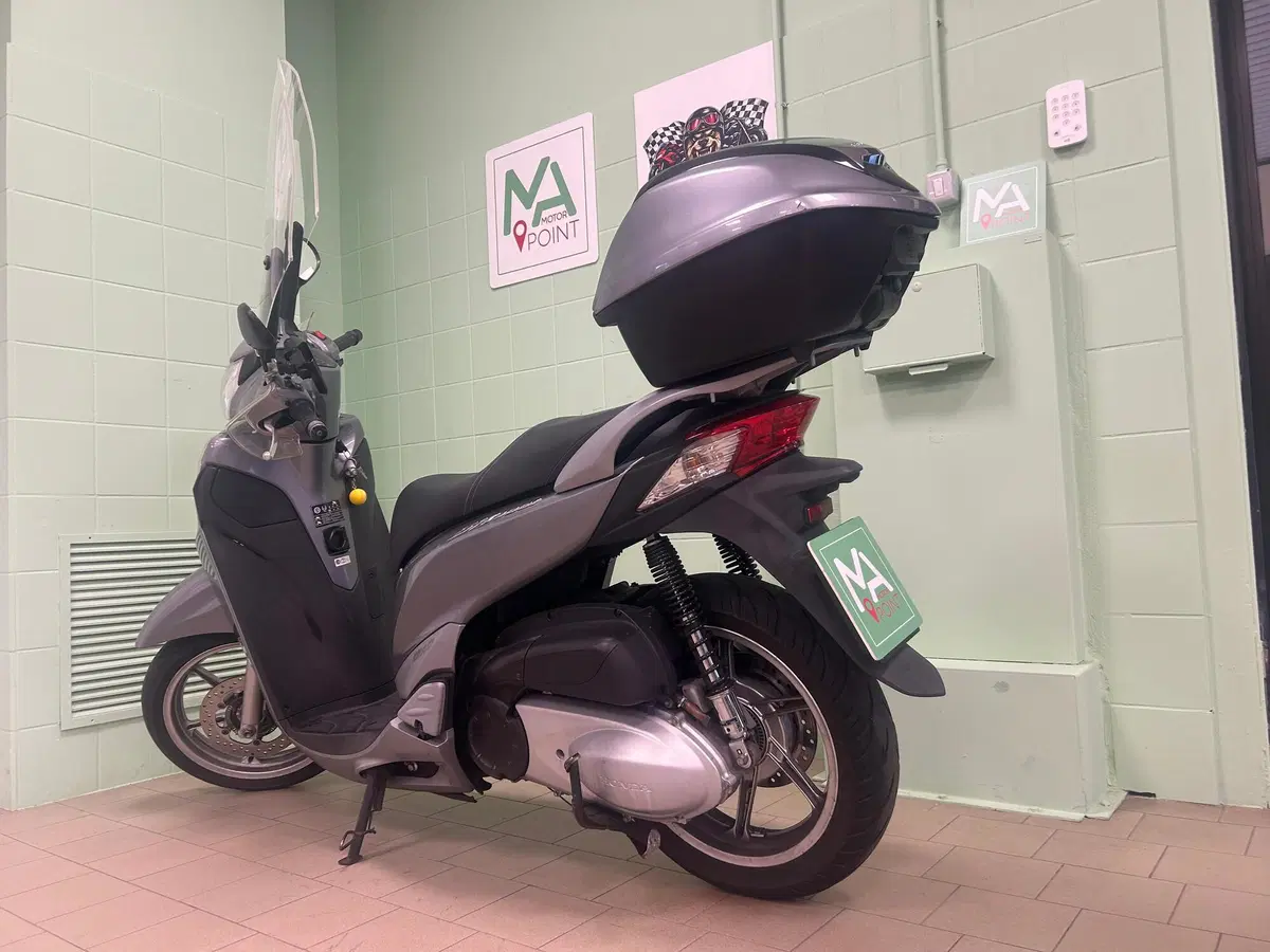 Honda SH 300 i ABS (2013 - 14) (7)