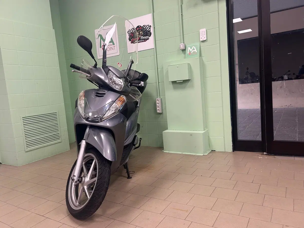 Honda SH 300 i ABS (2013 - 14) (10)