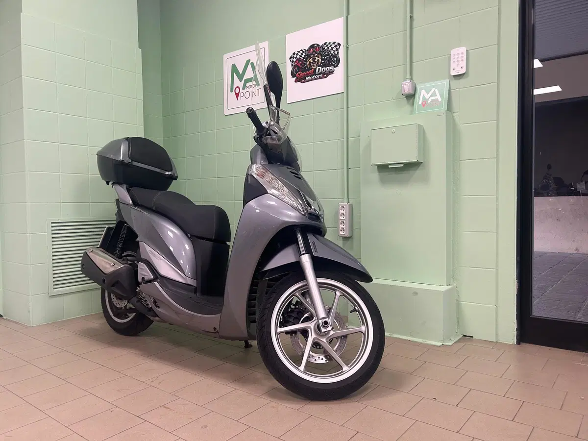 Honda SH 300 i ABS (2013 - 14) (13)