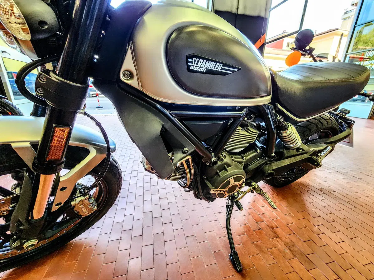 Ducati Scrambler 800 Icon (2017 - 20) (10)