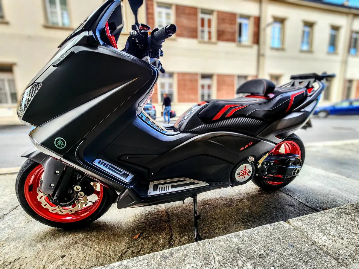 Yamaha T-Max 530 ABS (2012 - 14) (2)