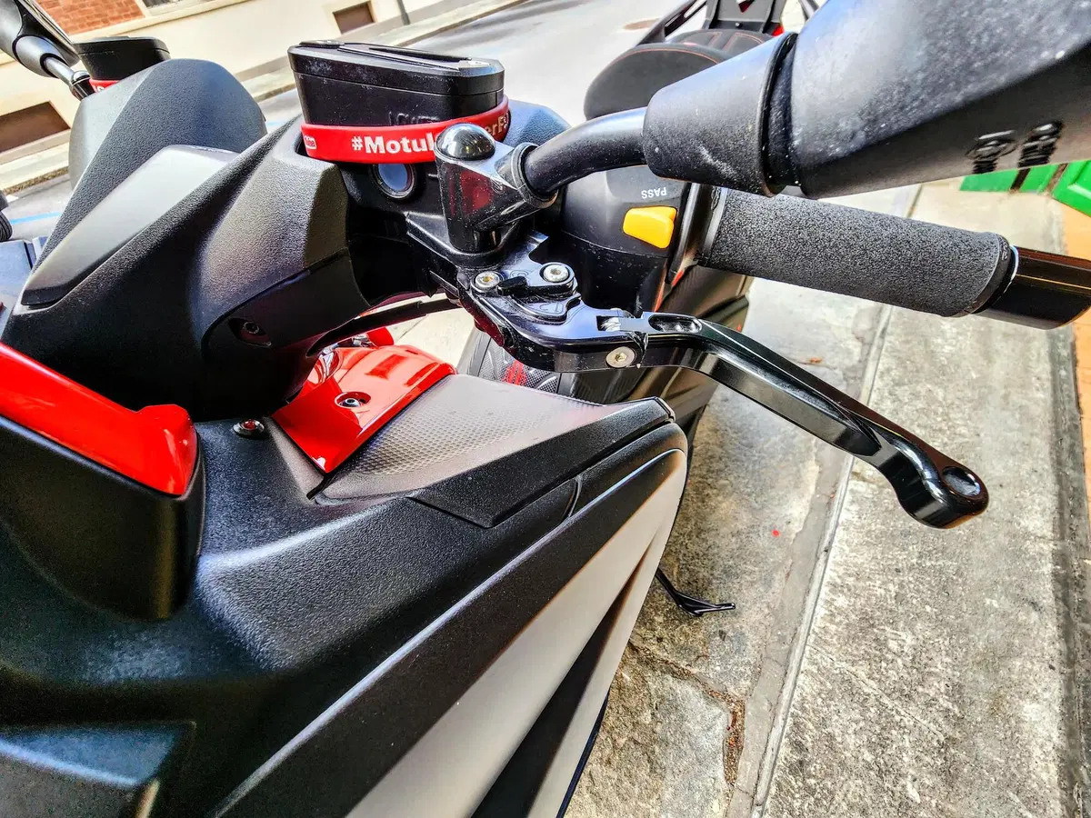 Yamaha T-Max 530 ABS (2012 - 14) (15)