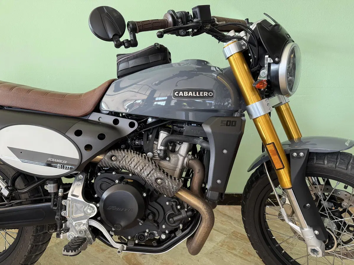Fantic Motor Caballero 500 Scrambler Deluxe (2021 - 23) (12)