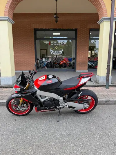 Aprilia Tuono V4 Factory SE-09 SBK (2024) usata