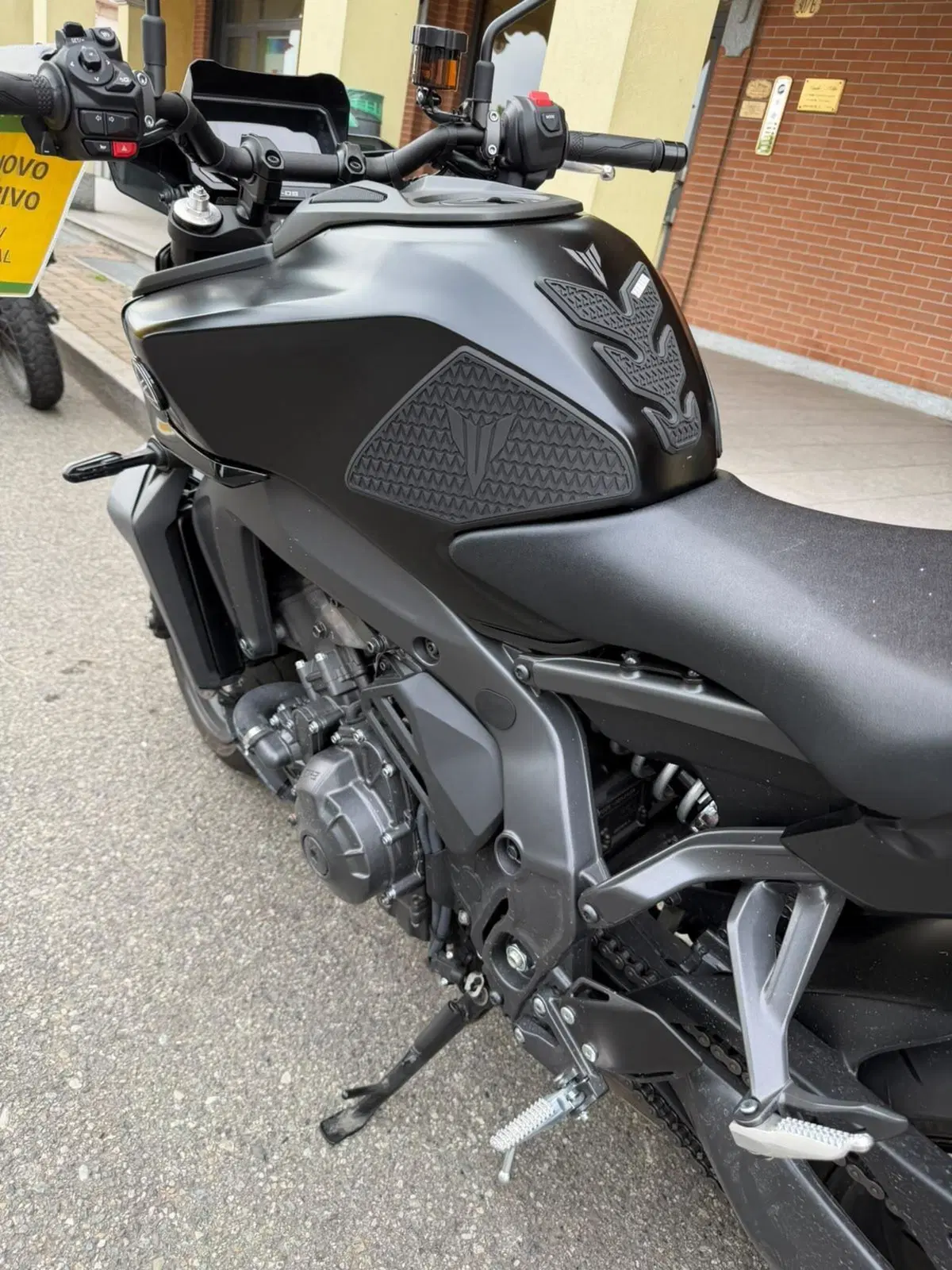 Yamaha MT-09 Y-AMT (2024 - 26) (9)