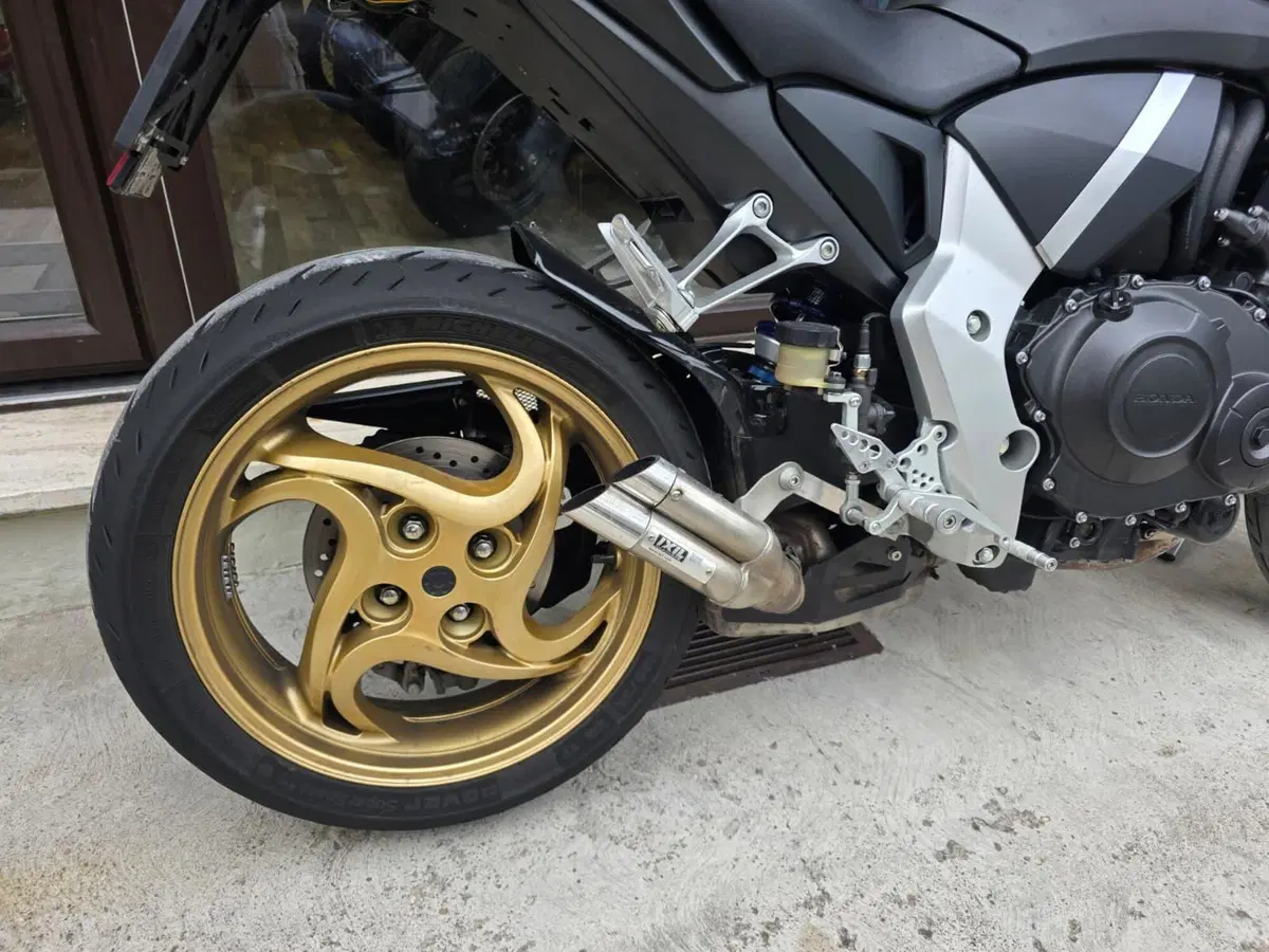 Honda CB 1000 R (2011 - 14) (11)