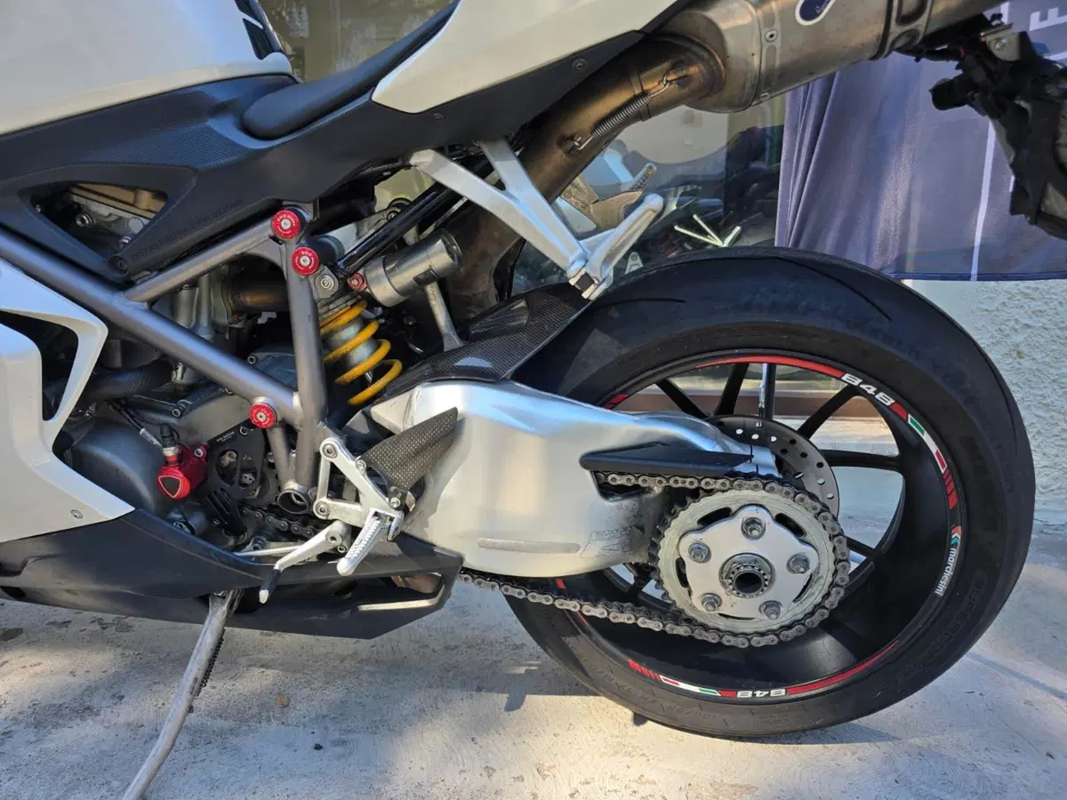 Ducati 848 (2007 - 13) (6)