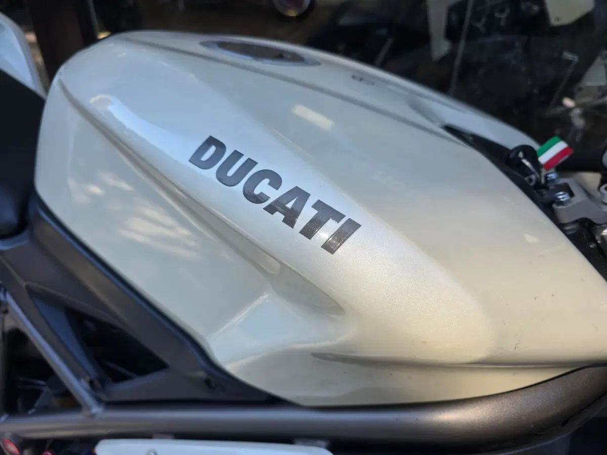 Ducati 848 (2007 - 13) (14)