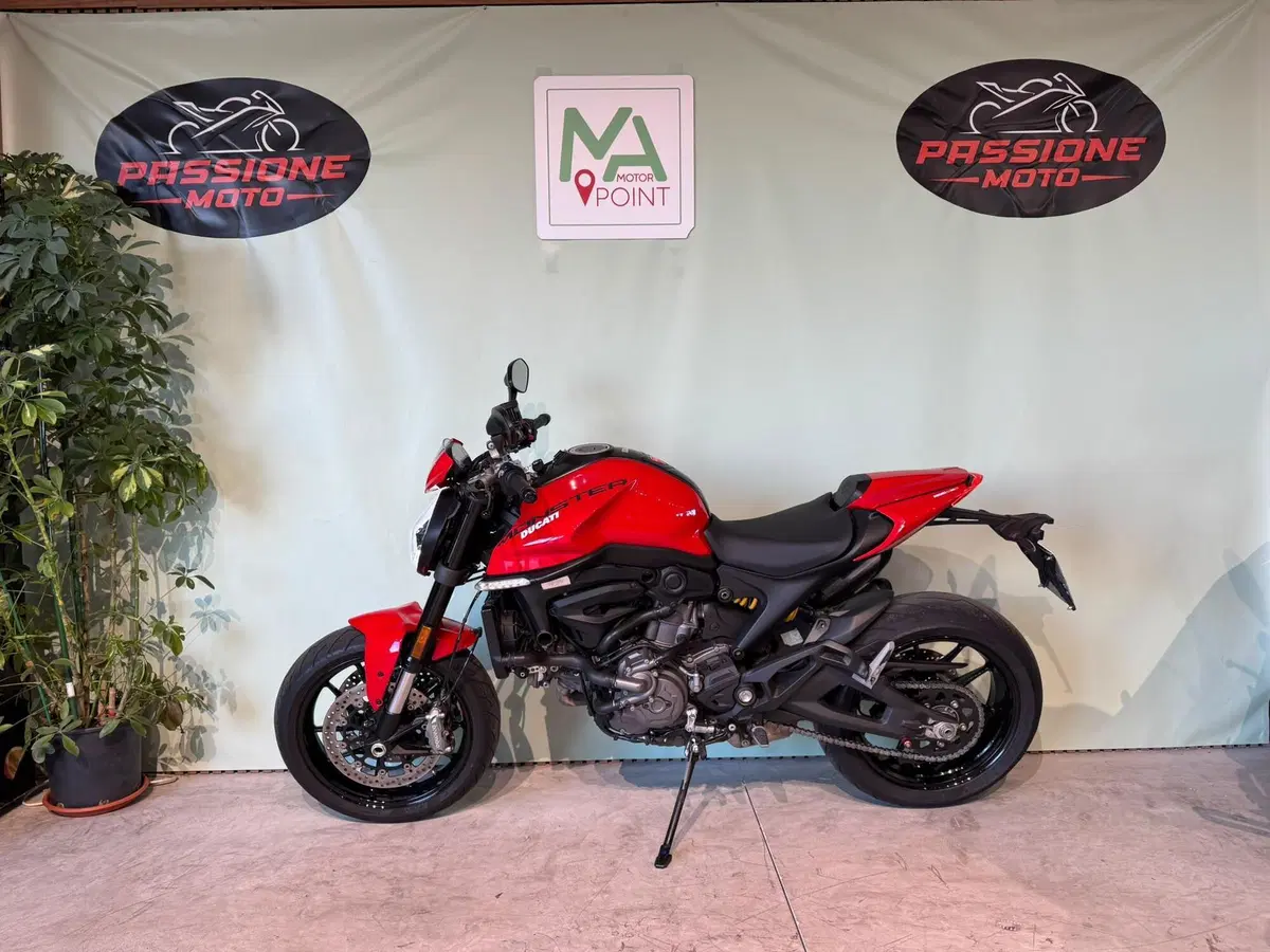 Ducati Monster 937 + (2021 - 25) (4)