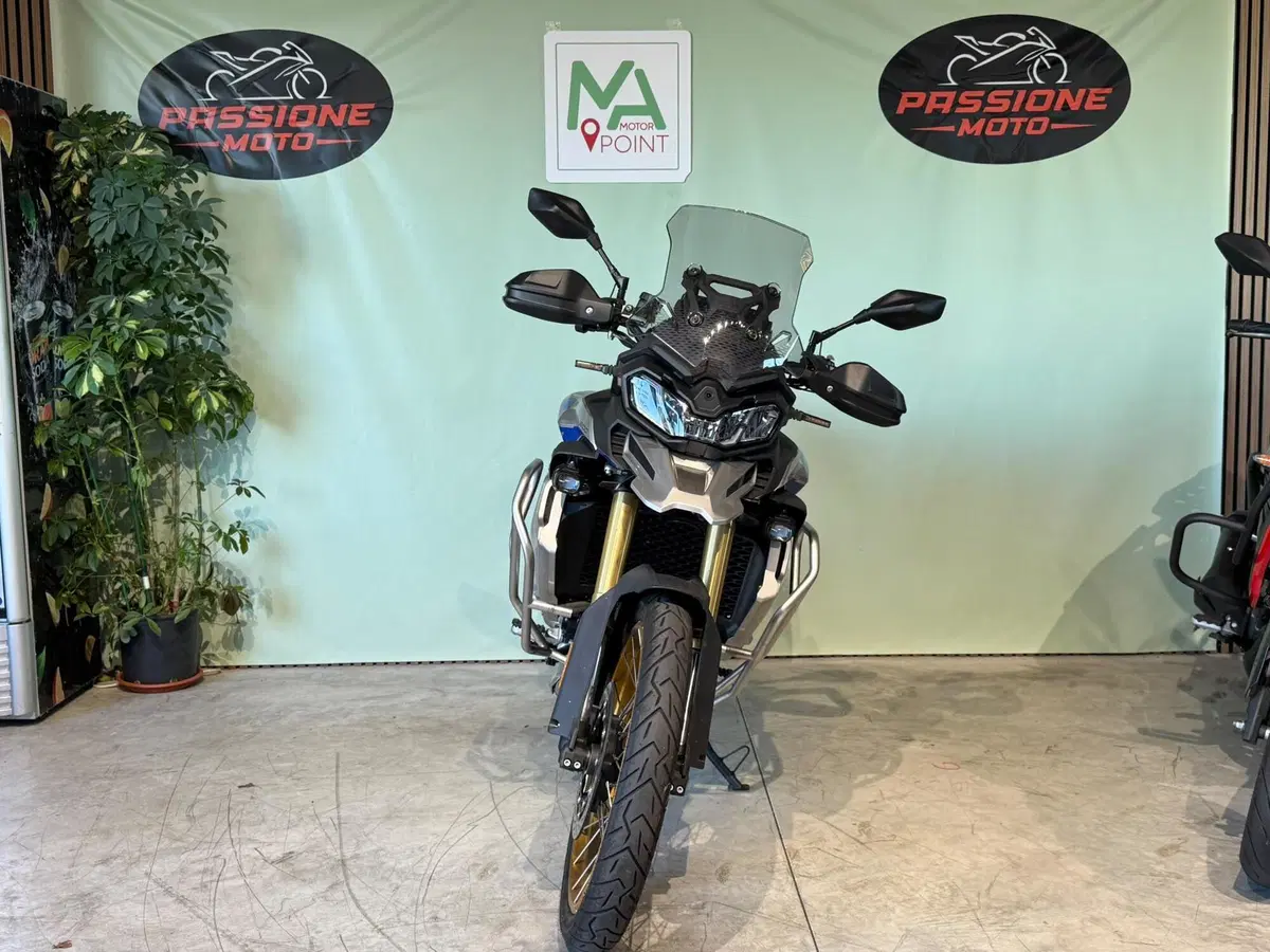 Voge Valico 900DSX (2024 - 26) (4)