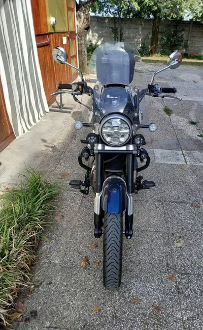 Royal Enfield Super Meteor 650 (2023 - 26) usata