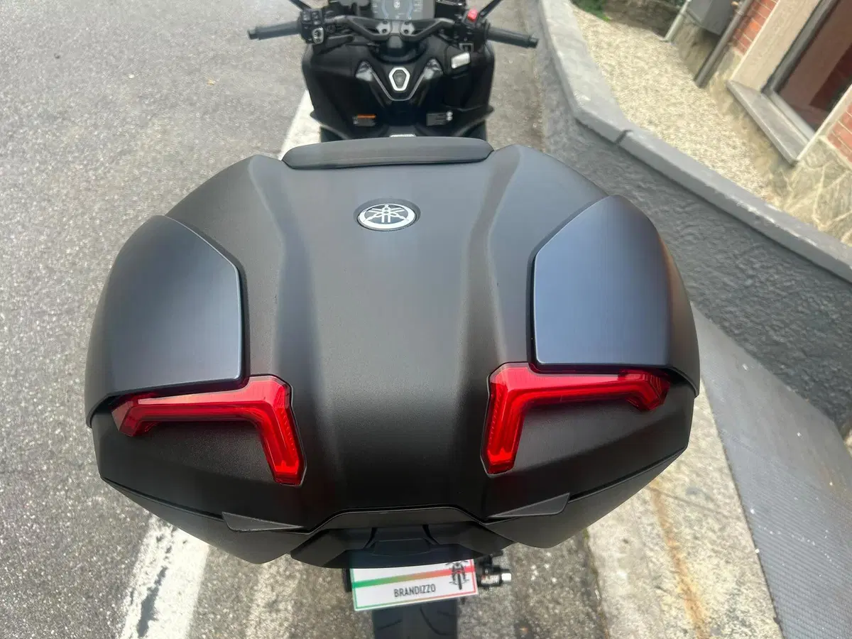 Yamaha T-Max 560 Tech Max (2022 - 24) (6)