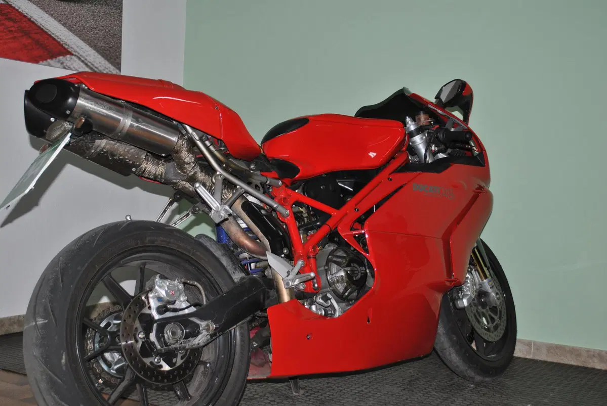 Ducati 749 S (2004 - 07) (9)