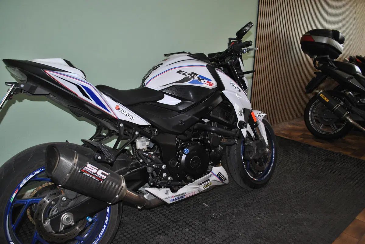Suzuki GSX S 750 Yugen (2018 - 20) (4)