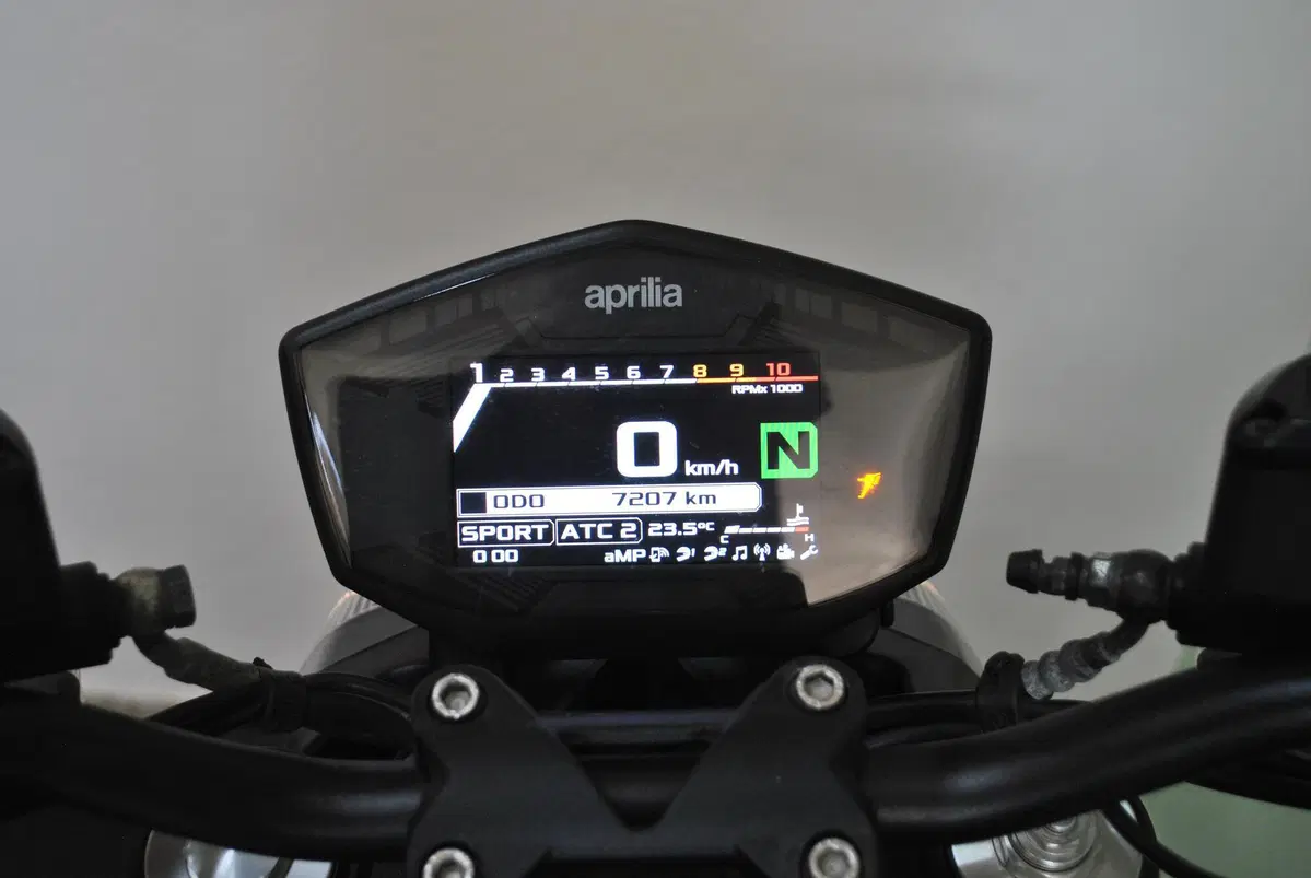 Aprilia Shiver 900 ABS (2019 - 20) (7)