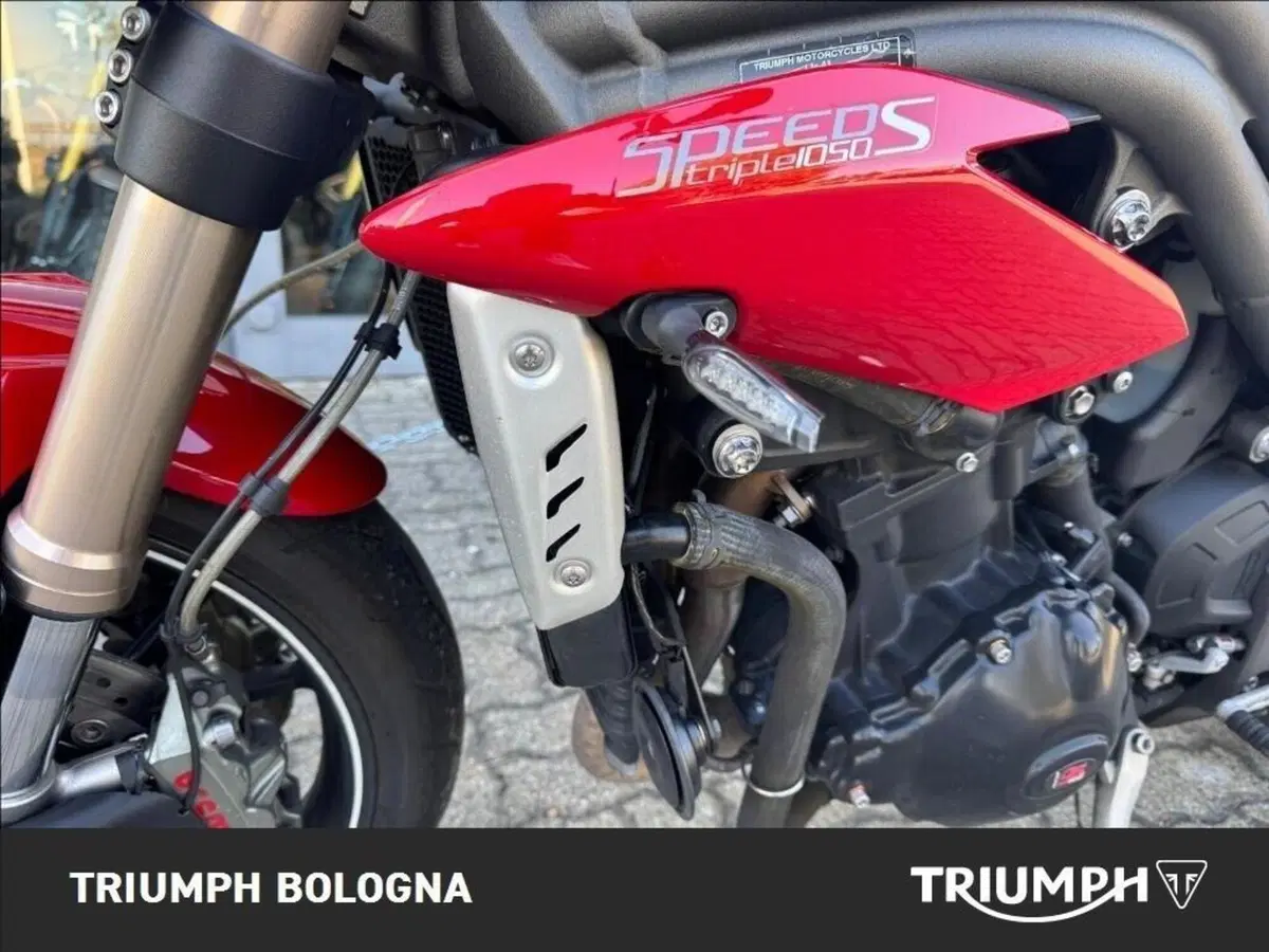 Triumph Speed Triple 1050 S ABS (2016 - 17) (5)