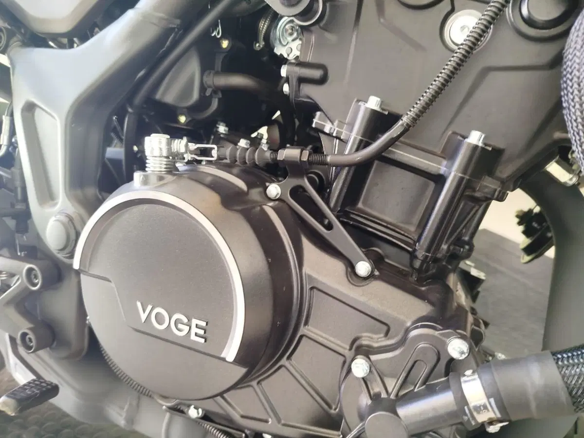 Voge Trofeo 350AC (2022 - 26) (8)