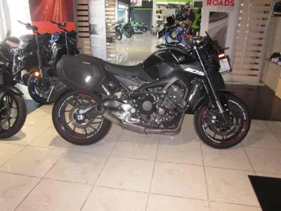Yamaha MT-09 (2017 - 20) usata
