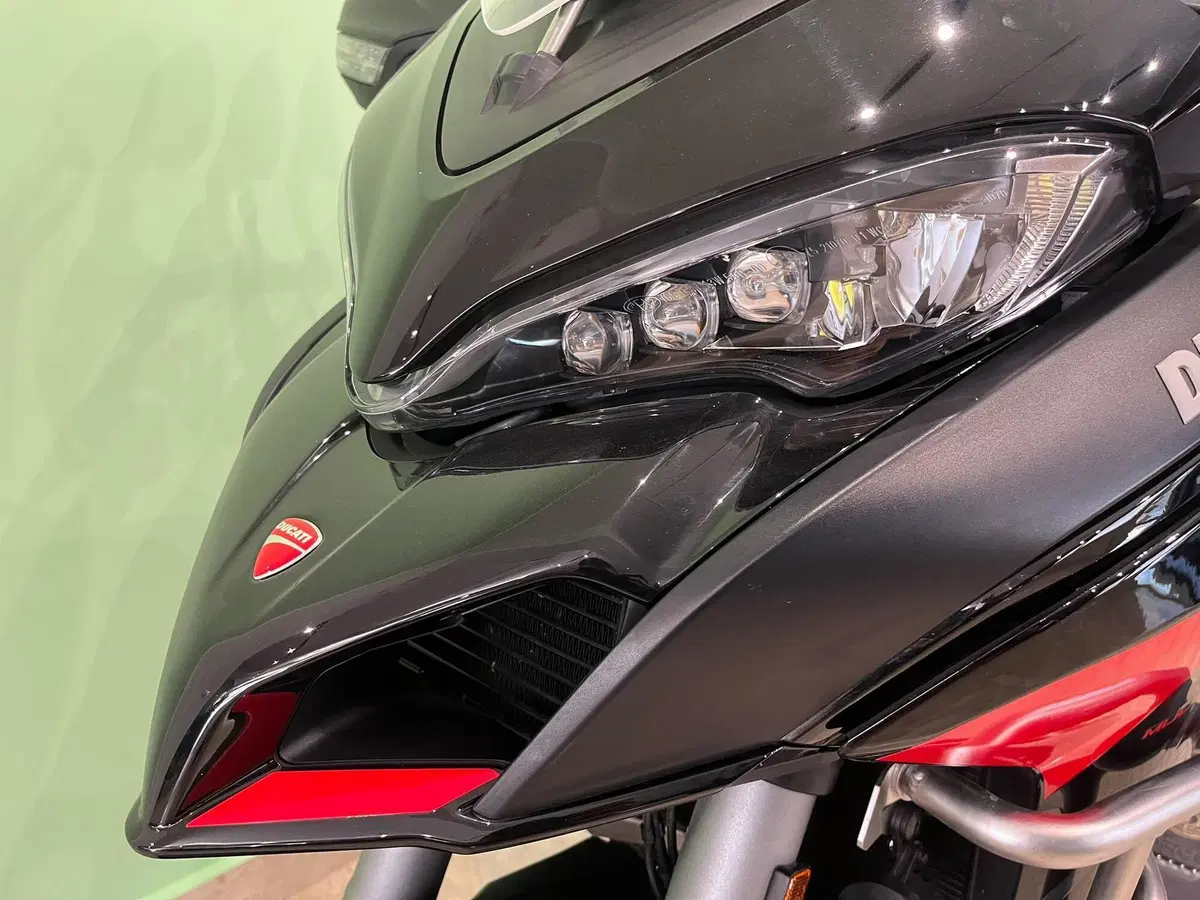 Ducati Multistrada V2 (2022 - 24) (10)