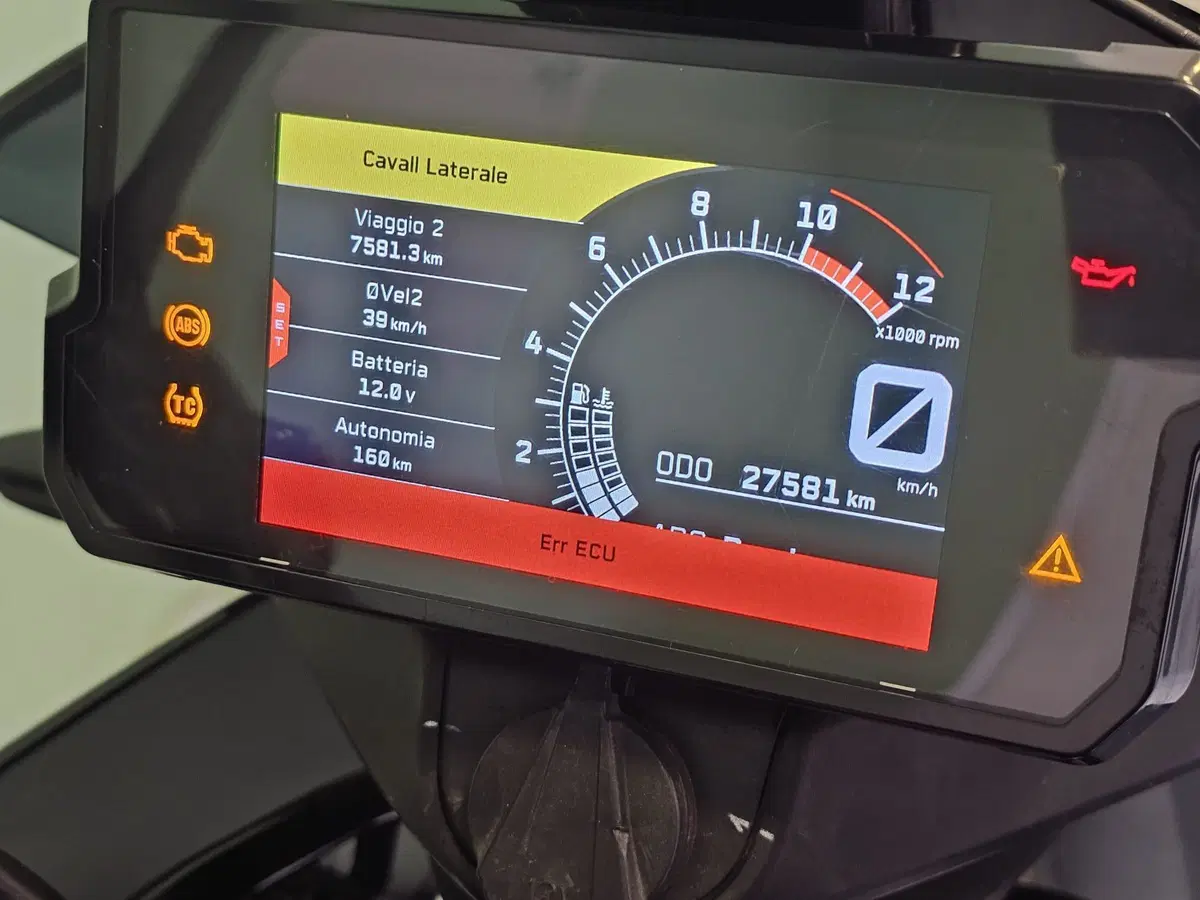 KTM 390 Adventure (2020) (5)