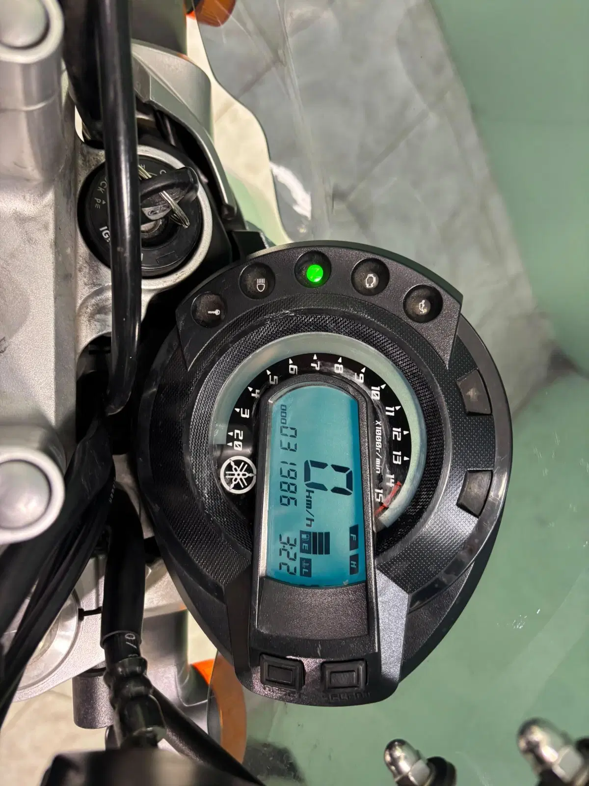 Yamaha FZ6 (2004 - 07) (5)