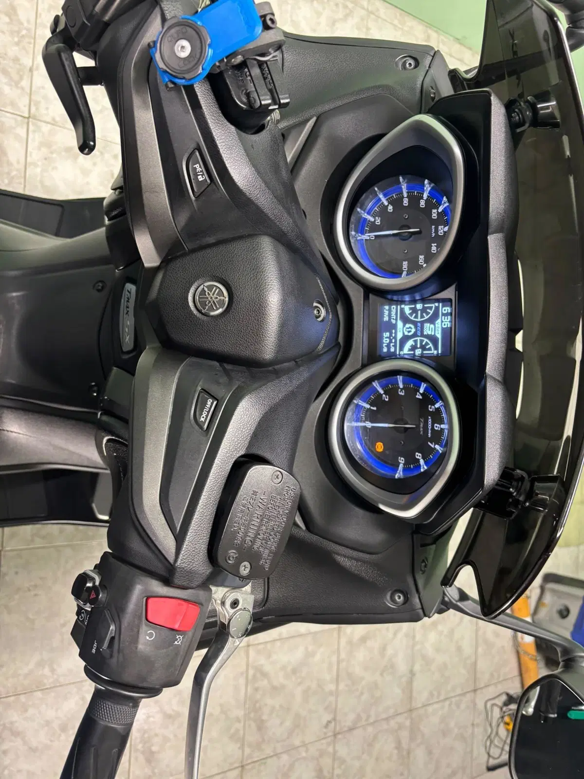 Yamaha T-Max 530 (2017 - 19) (4)