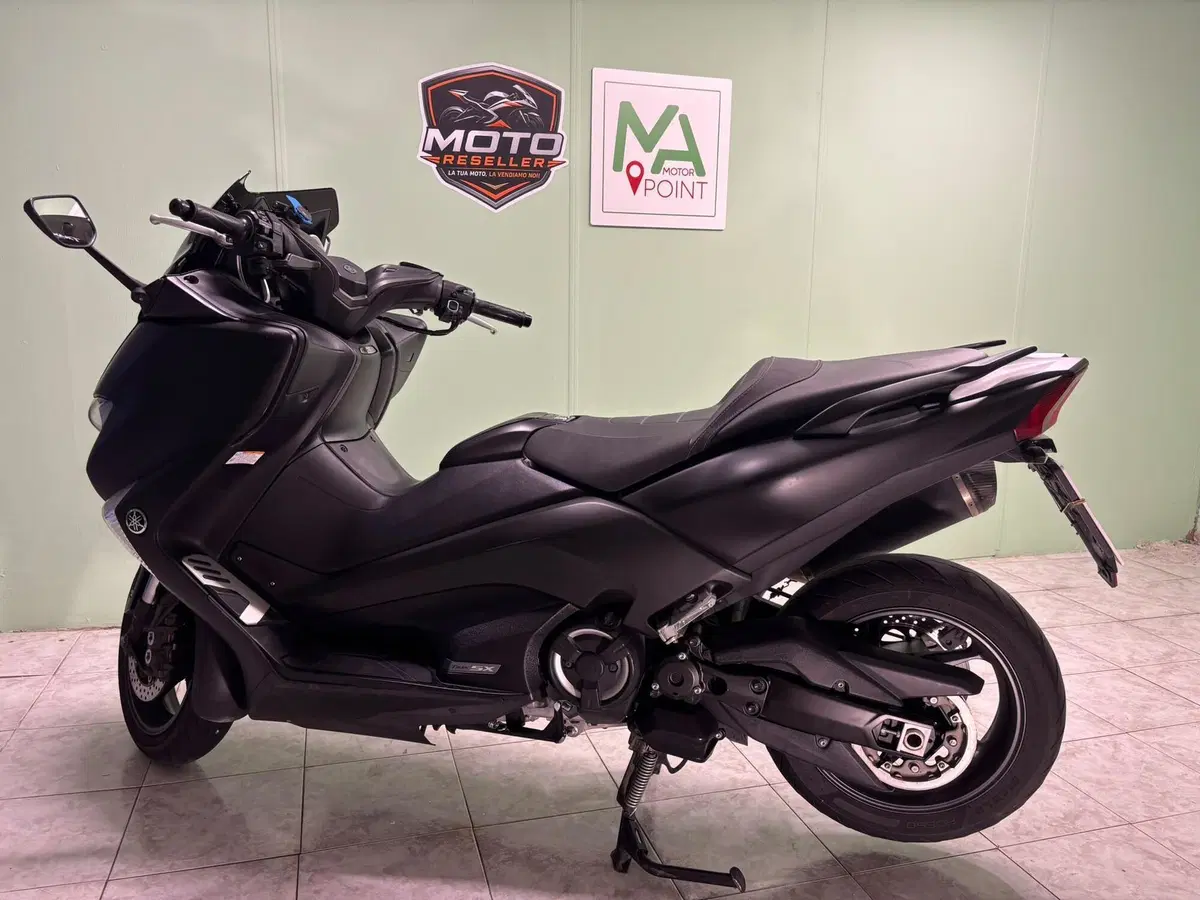 Yamaha T-Max 530 (2017 - 19) (6)