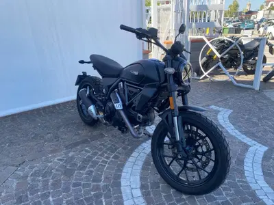 Ducati Scrambler 800 Icon (2025 - 26) usata