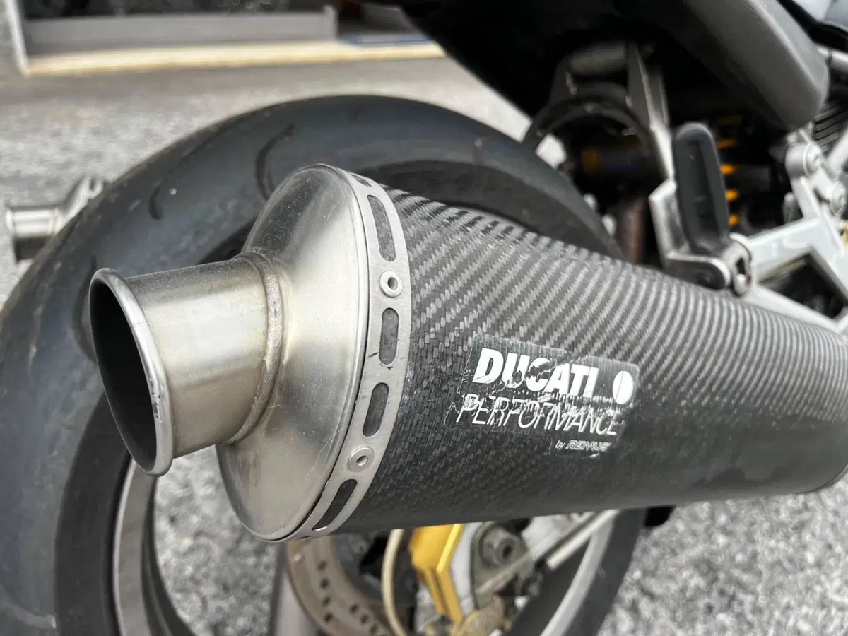 Ducati monster 900S (4)