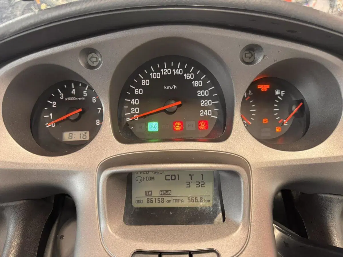 Honda GL 1800 Gold Wing (2000 - 05) (5)