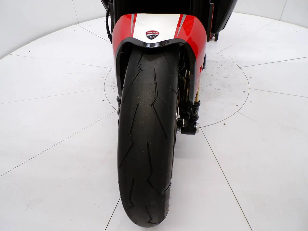 Ducati Monster 1200 R (2016 - 19) (10)