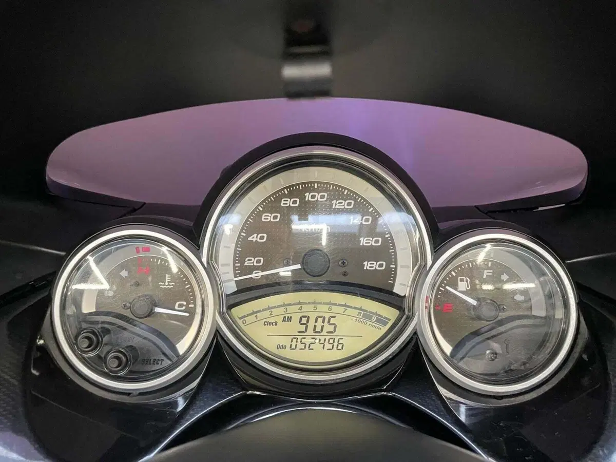 Yamaha T-Max 500 White Max (2010 - 11) (10)