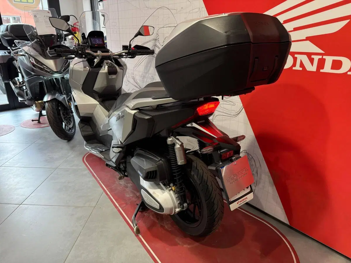 Honda ADV 350 (2022 - 24) (5)