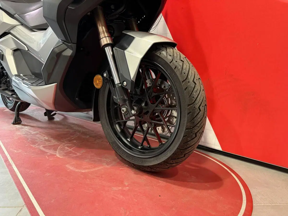 Honda ADV 350 (2022 - 24) (10)