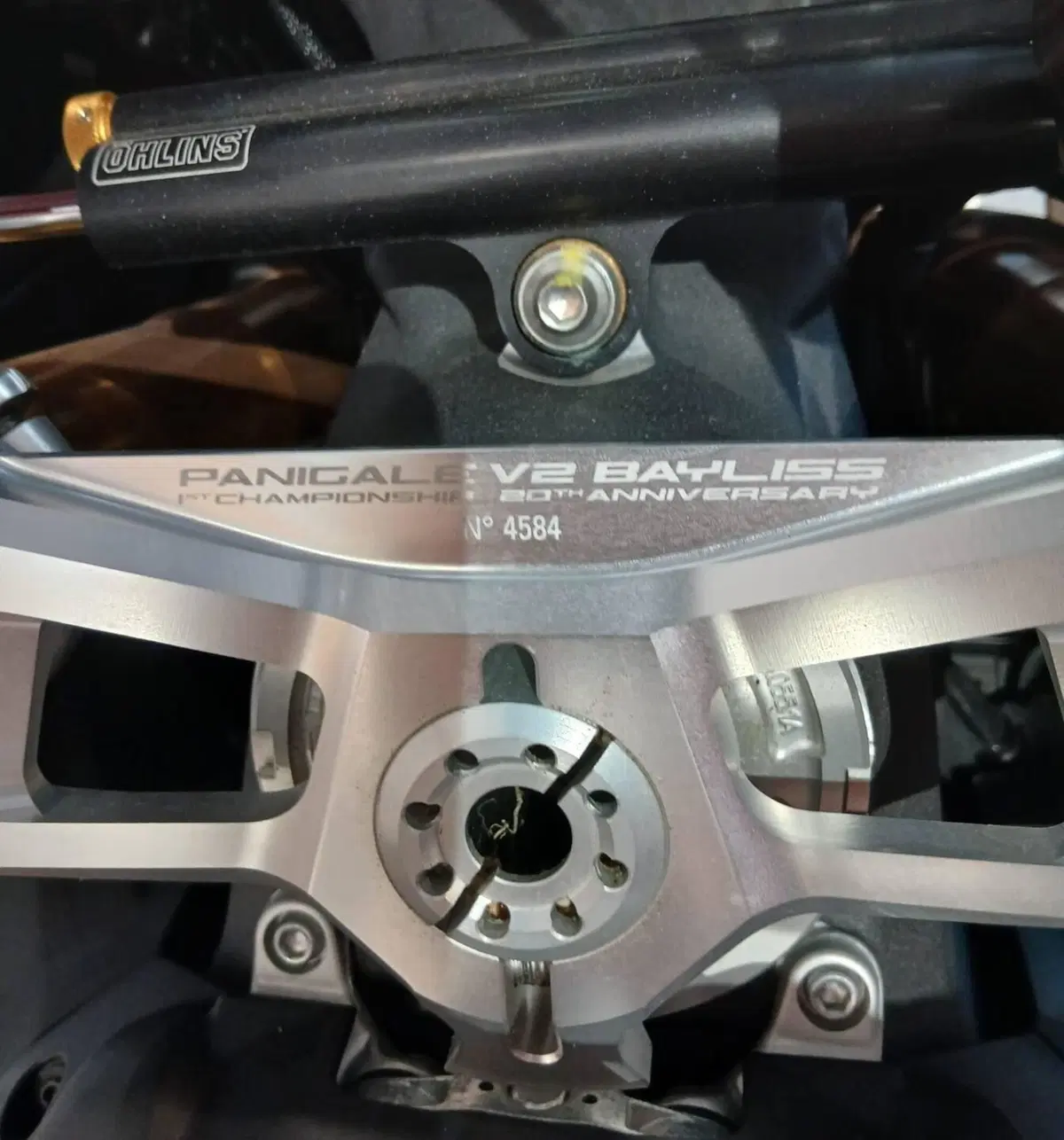 Ducati Panigale V2 Bayliss 1st Championship 20th Anniversary (2021 - 24) (3)
