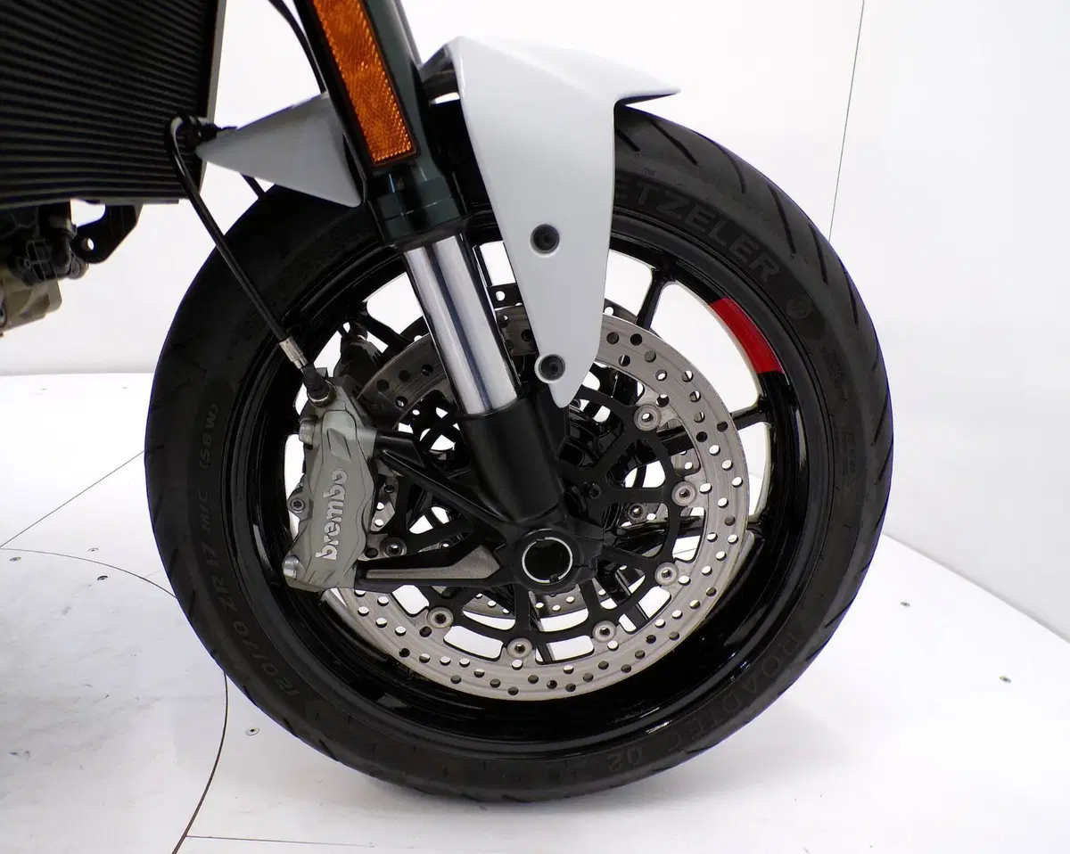 Ducati Monster 937 + (2021 - 25) (12)